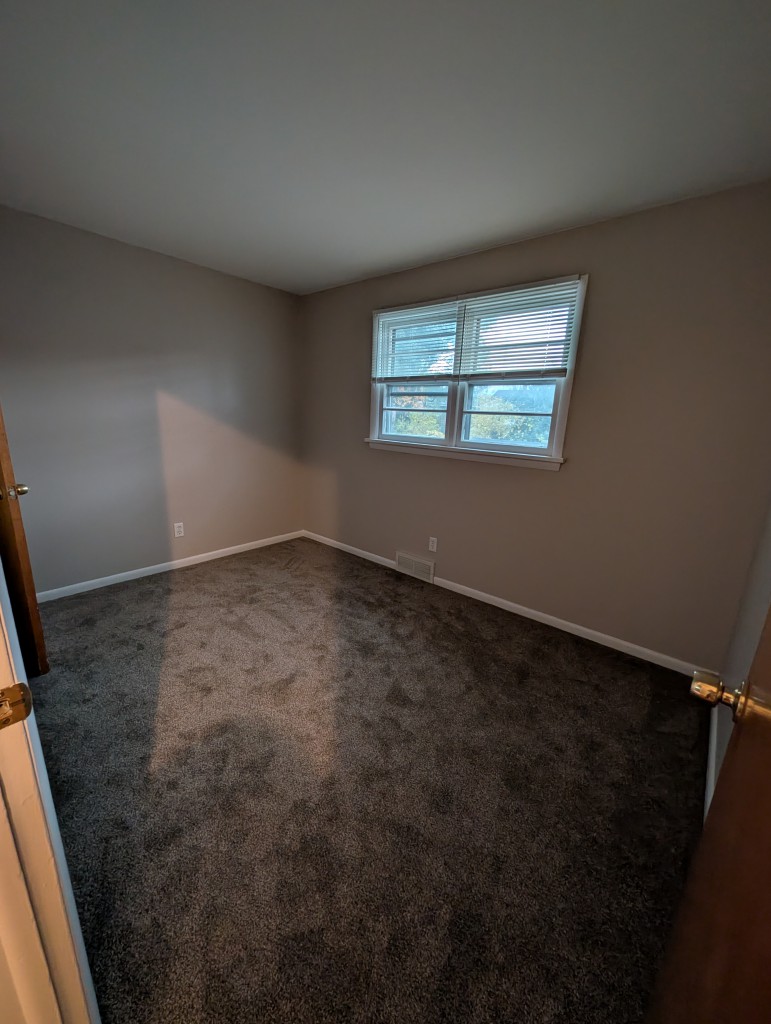 PXL_20251024_205411785