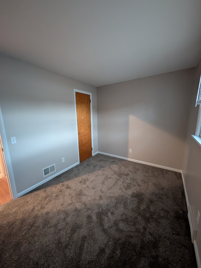 PXL_20251024_205438034